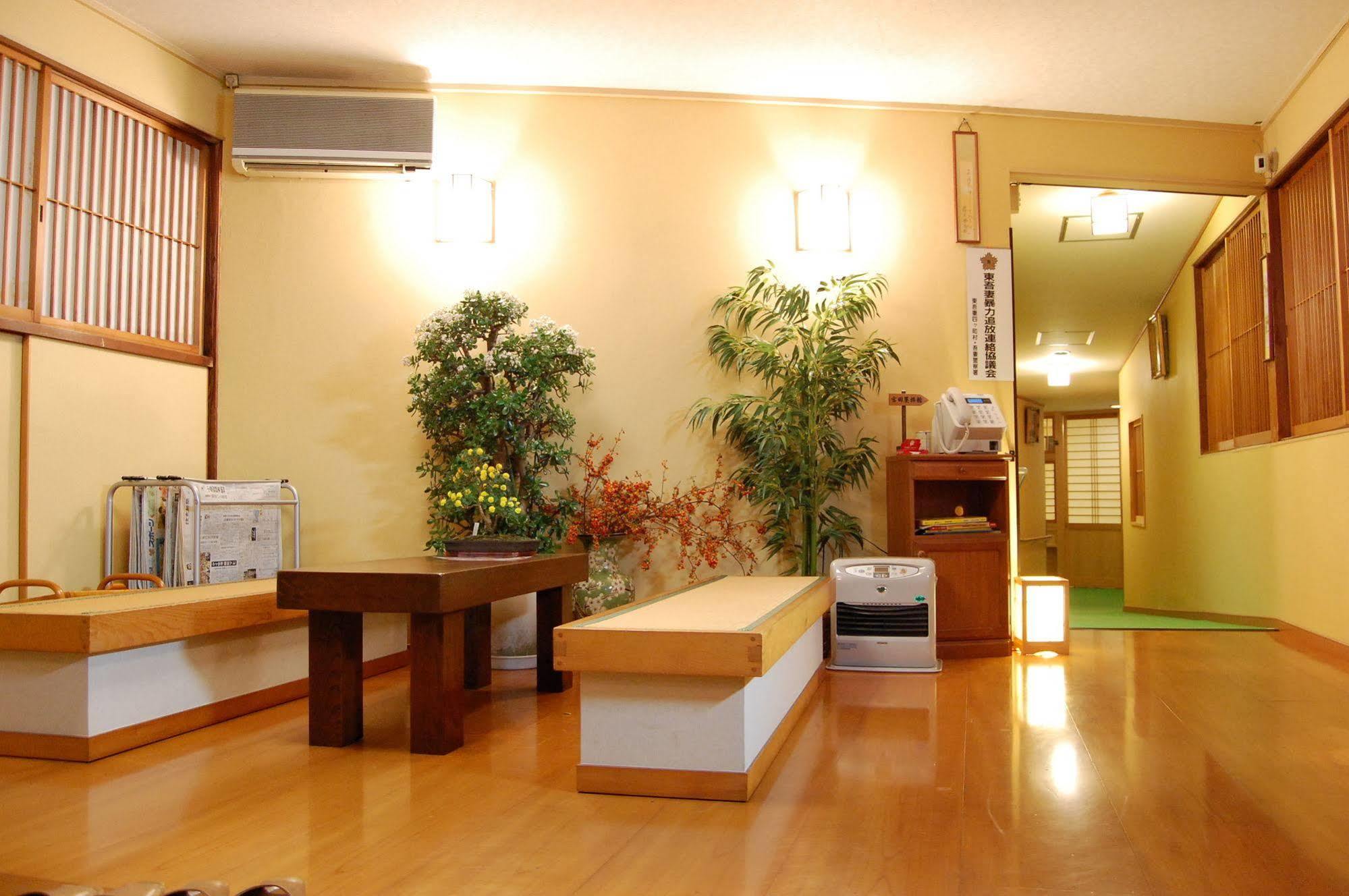 Sawatari Onsen Miyataya Ryokan Nakanojo Buitenkant foto